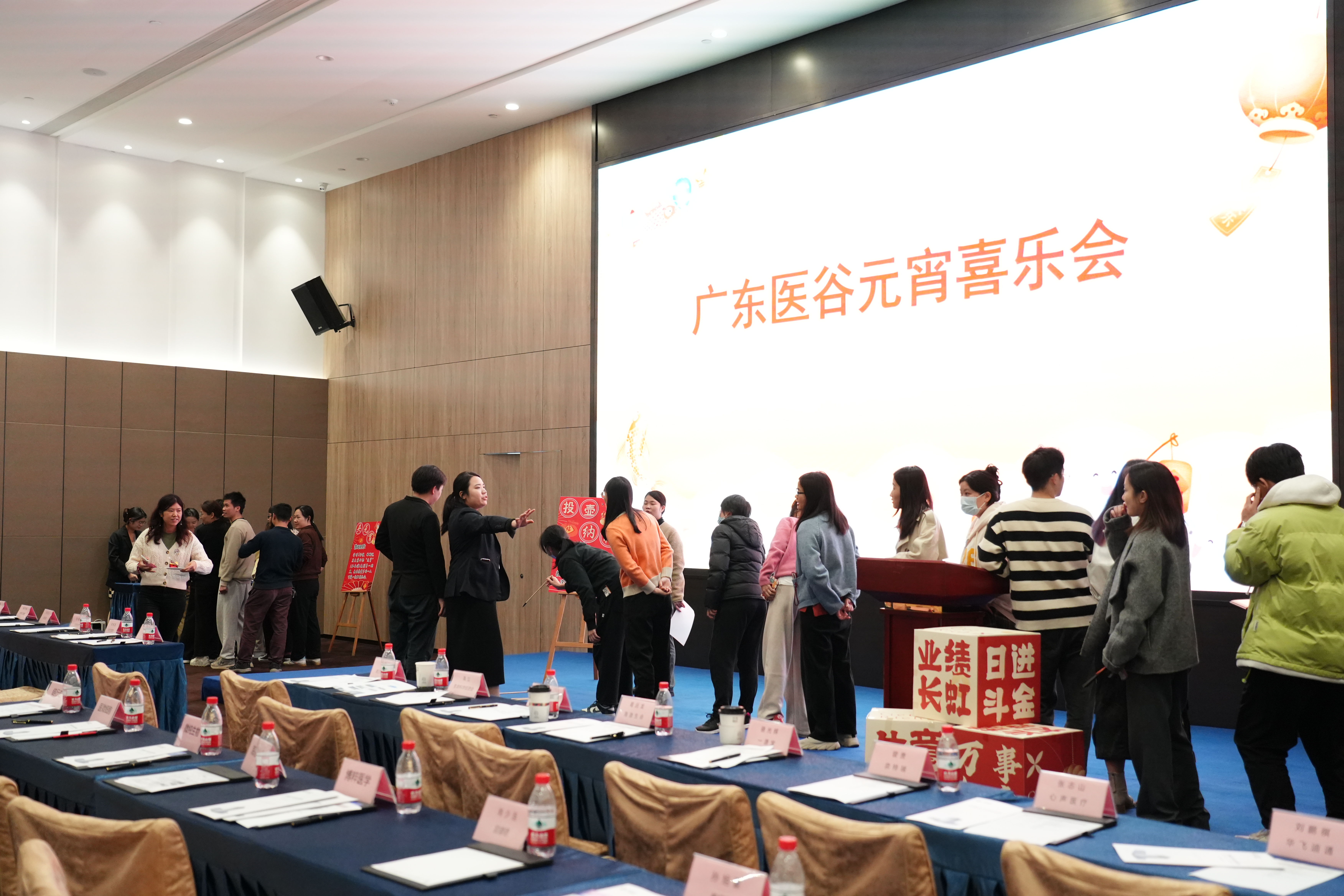 同心向夢(mèng)，攜手共進(jìn) ，做企業(yè)最堅(jiān)實(shí)的后盾！