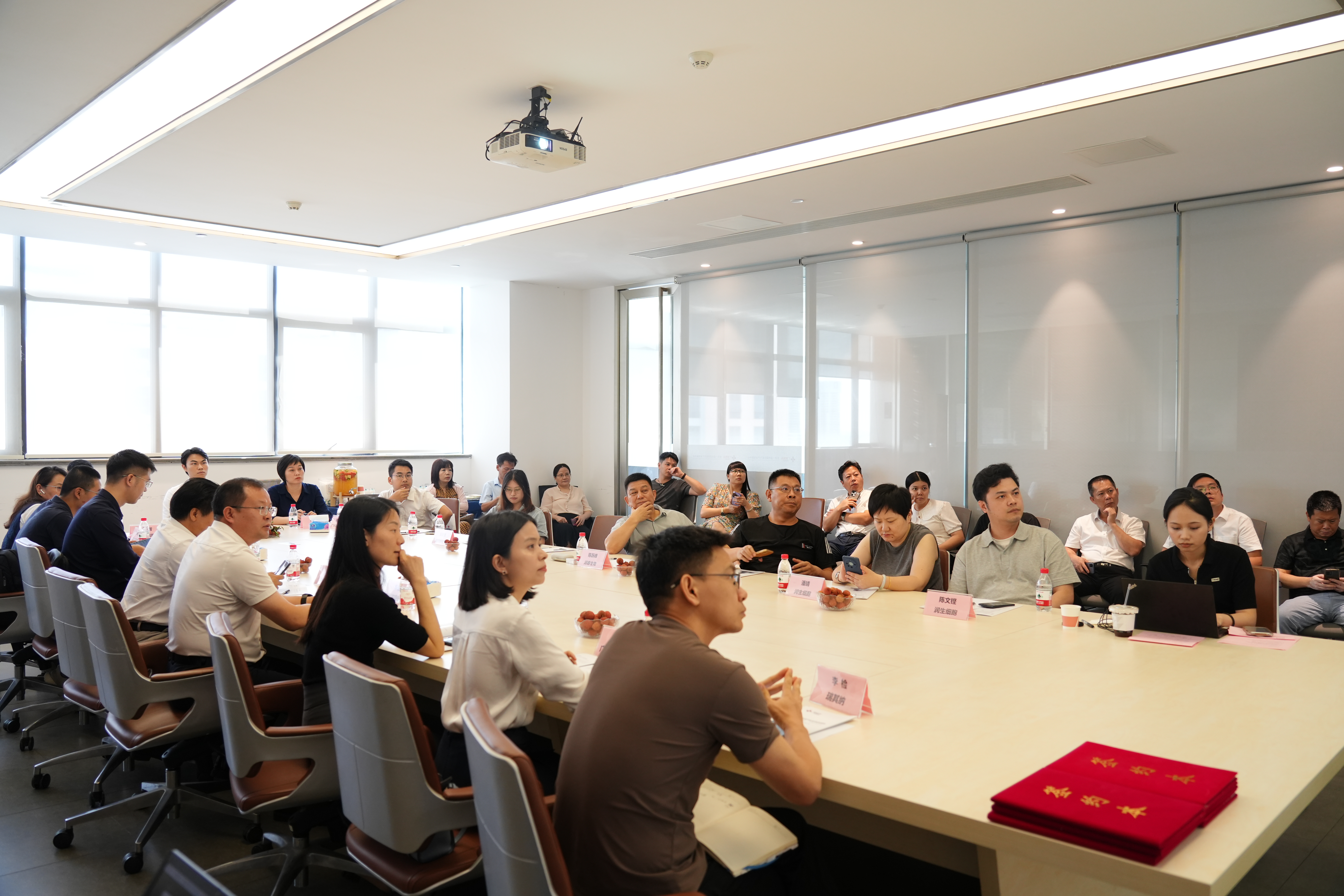 益企同行?共贏(yíng)未來(lái)，廣州農(nóng)商銀行益企共贏(yíng)計(jì)劃廣東醫(yī)谷專(zhuān)場(chǎng)宣講活動(dòng)圓滿(mǎn)落幕！